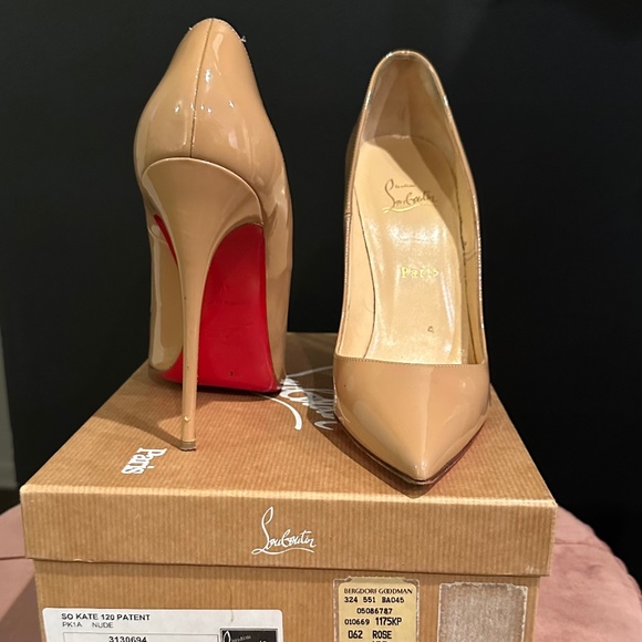 Christian Louboutin So Kate Heel - Nude Size 40- Good Condition